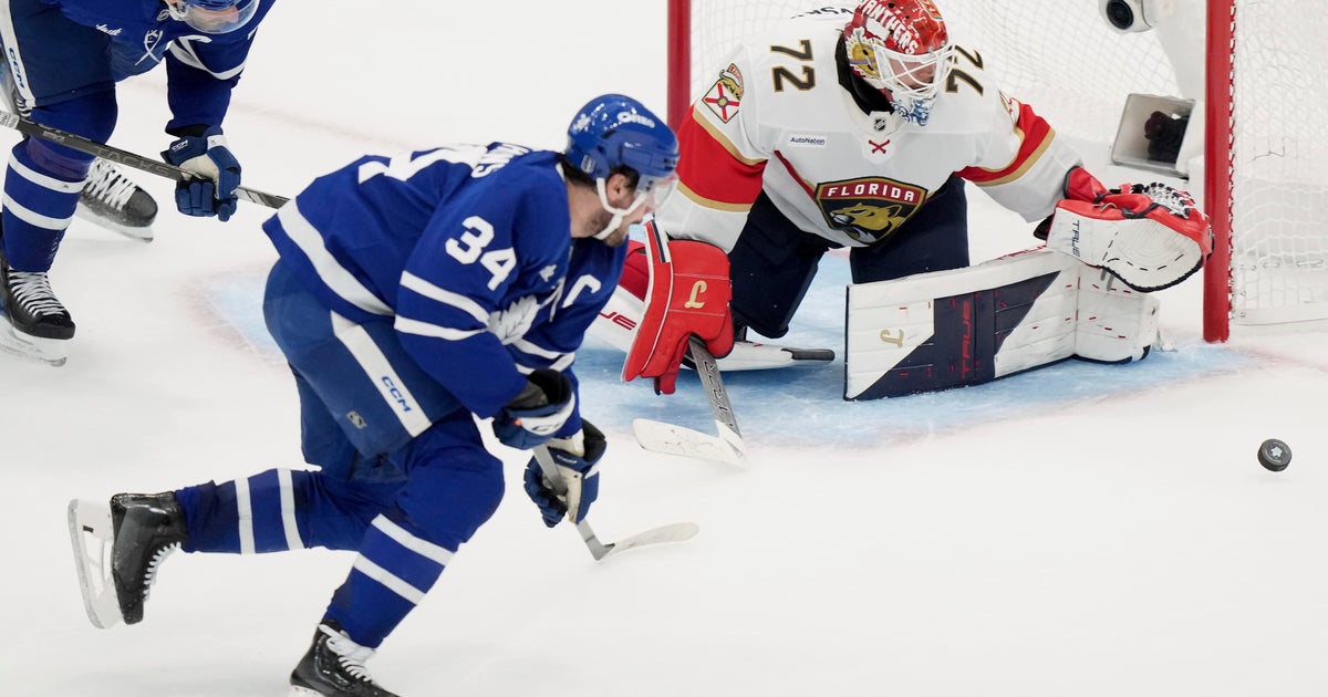 Maple Leafs beat Panthers 4-3 for 2-0 series lead Maple Leafs beat Panthers 4-3 for 2-0 series lead