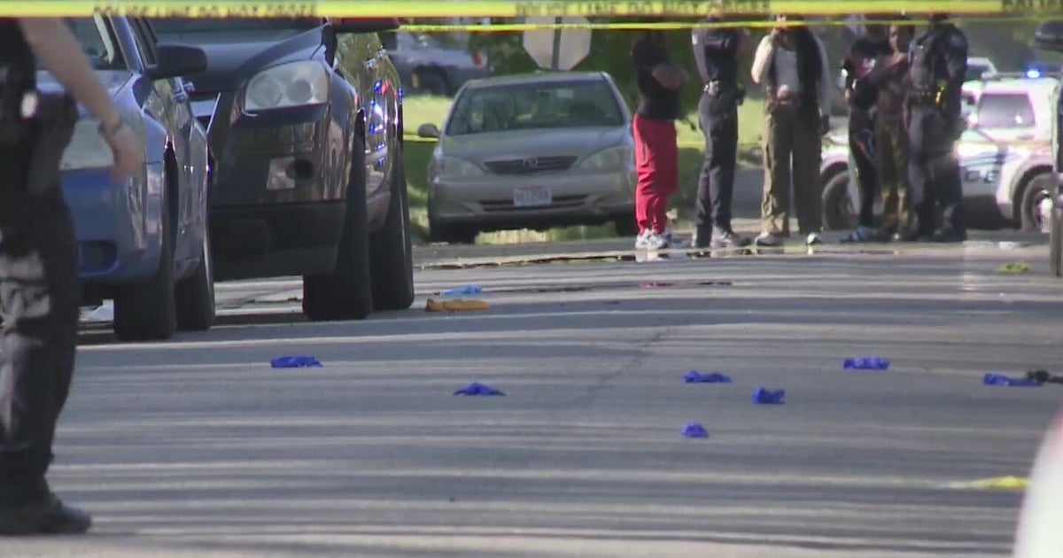 2 people killed in Detroit shooting that injured child - CBS Detroit
