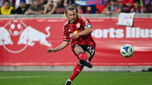 Emil Forsberg #10 of the New York Red Bulls shoots and scores during the first half against the LA Galaxy at Sports Illustrated Stadium on May 10, 2025 in Harrison, New Jersey. 