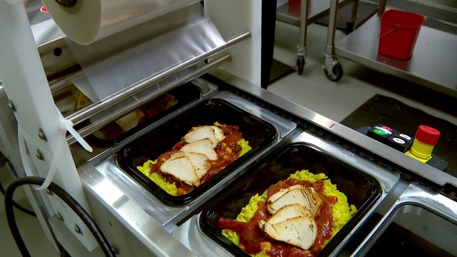 4p-pkg-allergy-free-school-lunch-wcco7s9f.jpg 