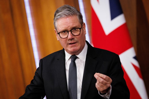 Man arrested under suspicion of provisional fires after fires in houses linked to the Prime Minister of the United Kingdom Keir Starmer 2 United Kingdom Prime Minister Keir Starmer Immigration Immigration Press Conference