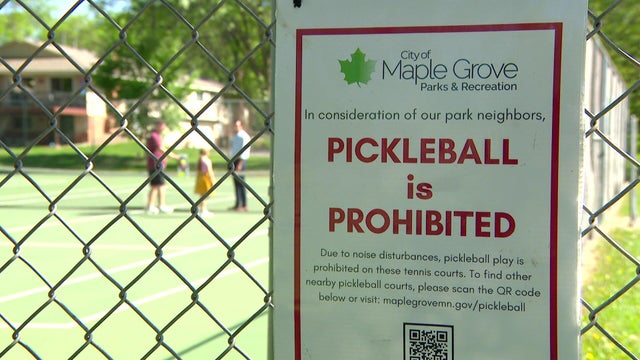 10p-vo-tease-1-a-pickleball-petition-wcco7s0b.jpg 