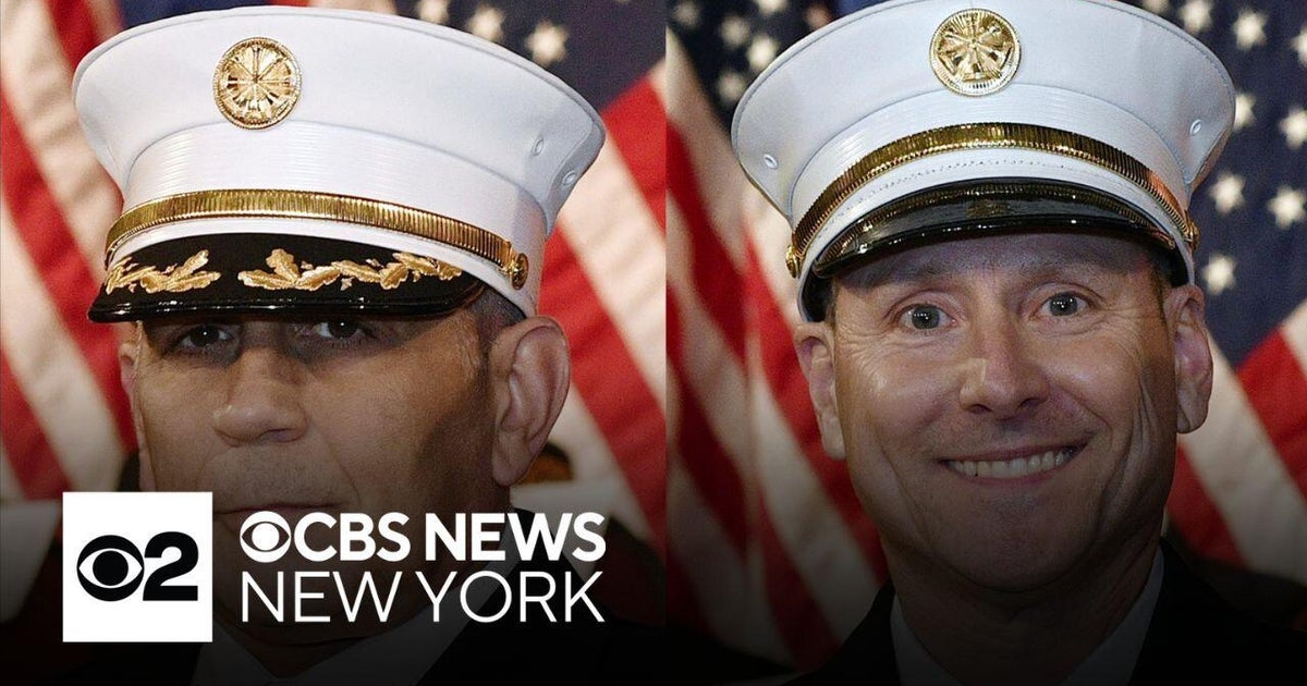 Former FDNY chief sentenced to prison in bribery scheme - CBS New York