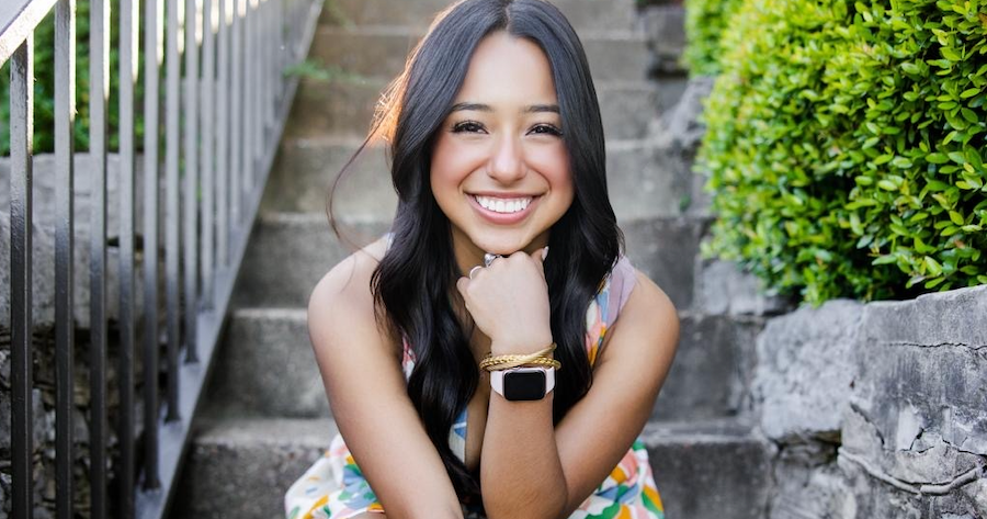 Şu anda ihlal edilen trafik ücretlerinden sonra tutuklanan Georgia Teen buz velayetinden serbest bırakıldı