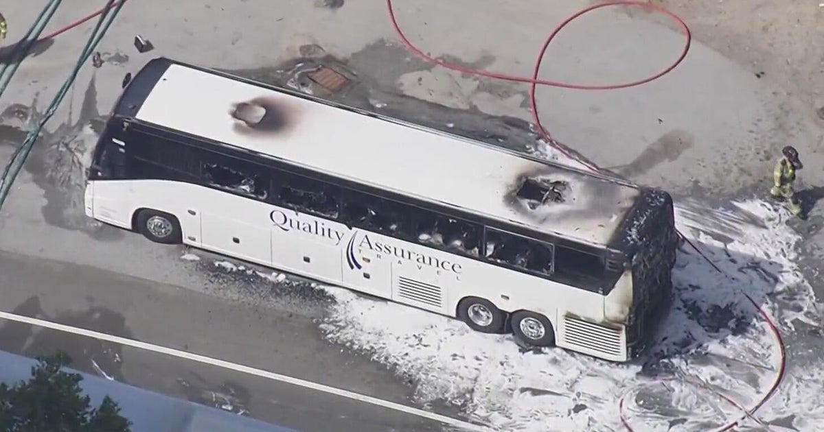 Bus Fires in India and California Leave Five Dead