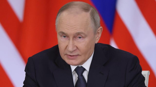 Putin Meets Malaysian Prime Minister Anwar Ibrahim In Moscow 