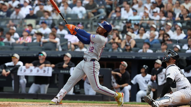New York Mets v New York Yankees 