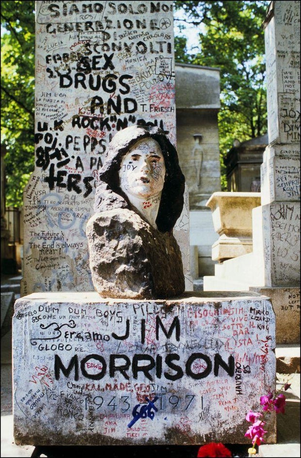Jim Morrison Bust found by chance during the police search, 37 years after he was stolen from Singer 1 Jim Morrison's tomb in Paris, France, in June 1985.