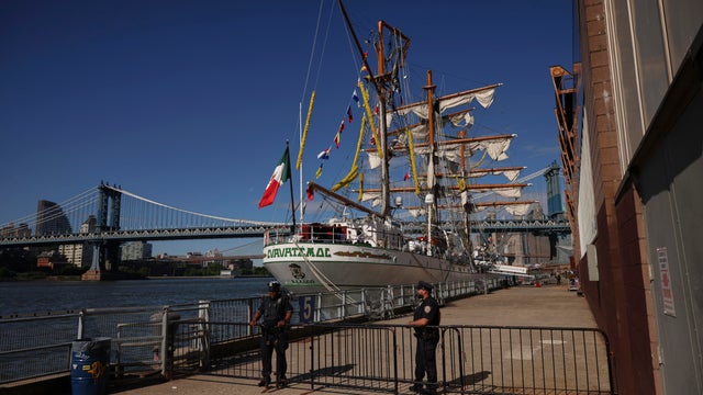 Brooklyn Bridge Collision 