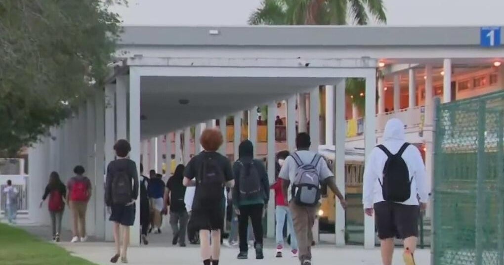 Broward schools to teach sex-ed before the end of the year Broward schools to teach sex-ed before the end of the year