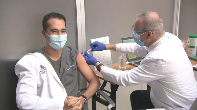 covid-vaccines-5p-setup-frame-1227.jpg 