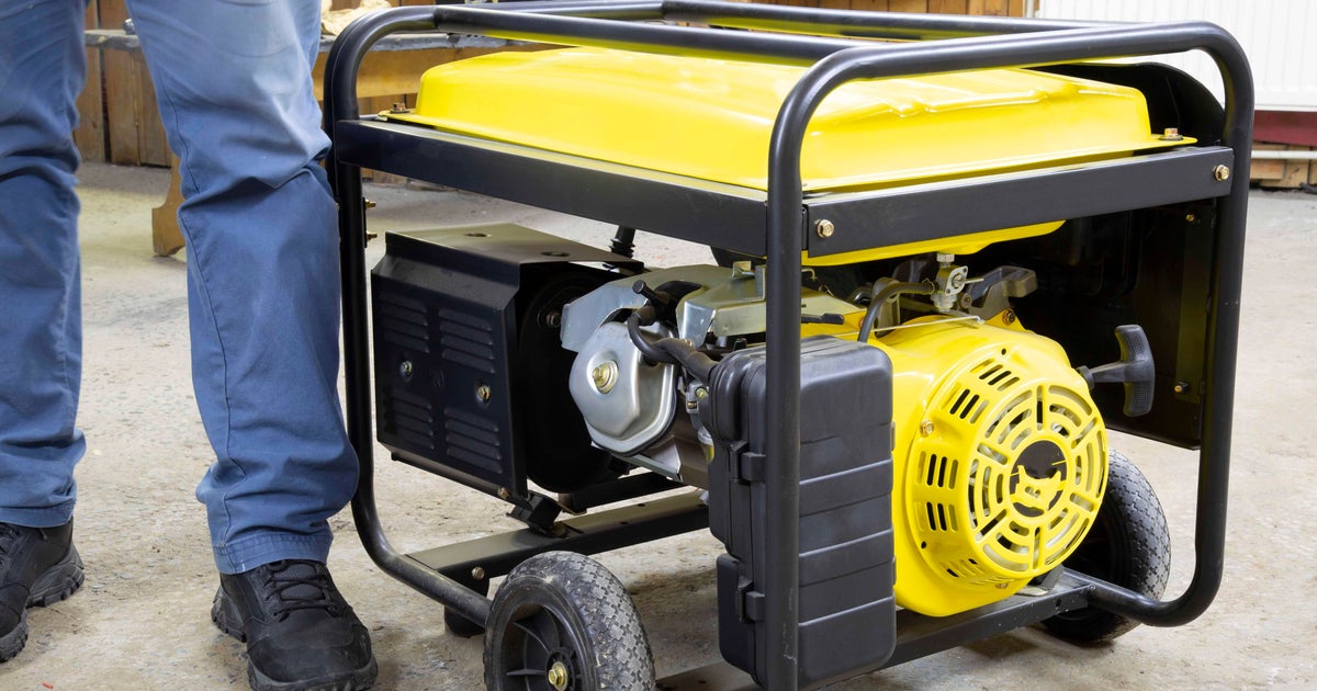 How to choose and safely use a generator during hurricane season 