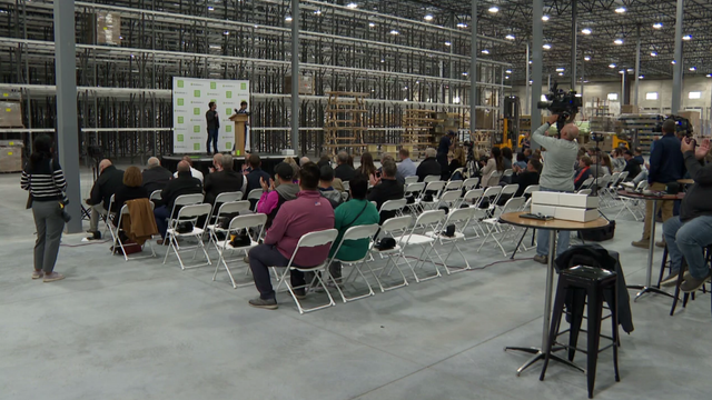 chicago-heights-furniture-warehouse.png 