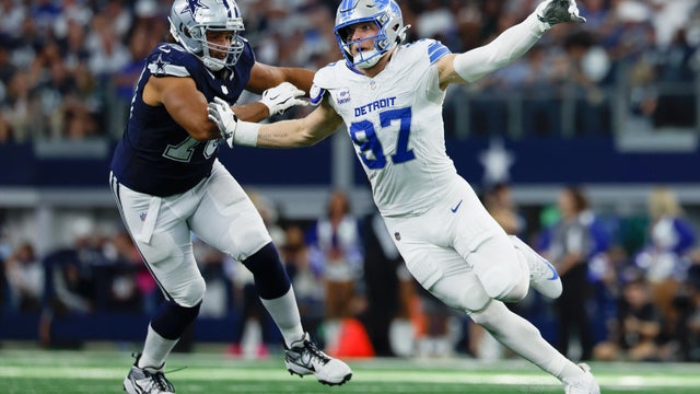 Lions Moves Football 