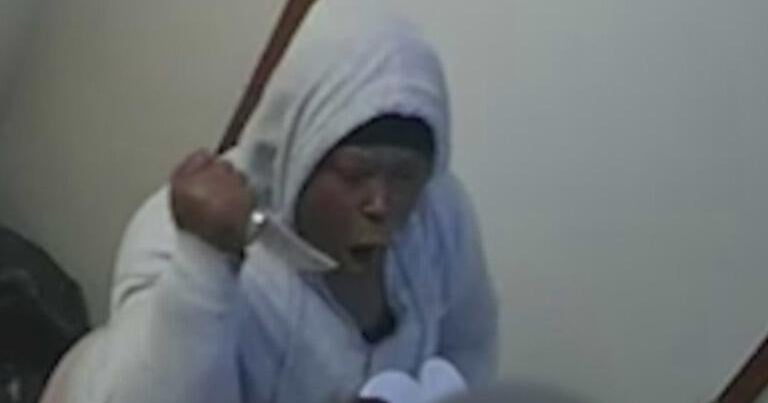 Knife-wielding woman caught on camera threatening Pompano Beach restaurant worker