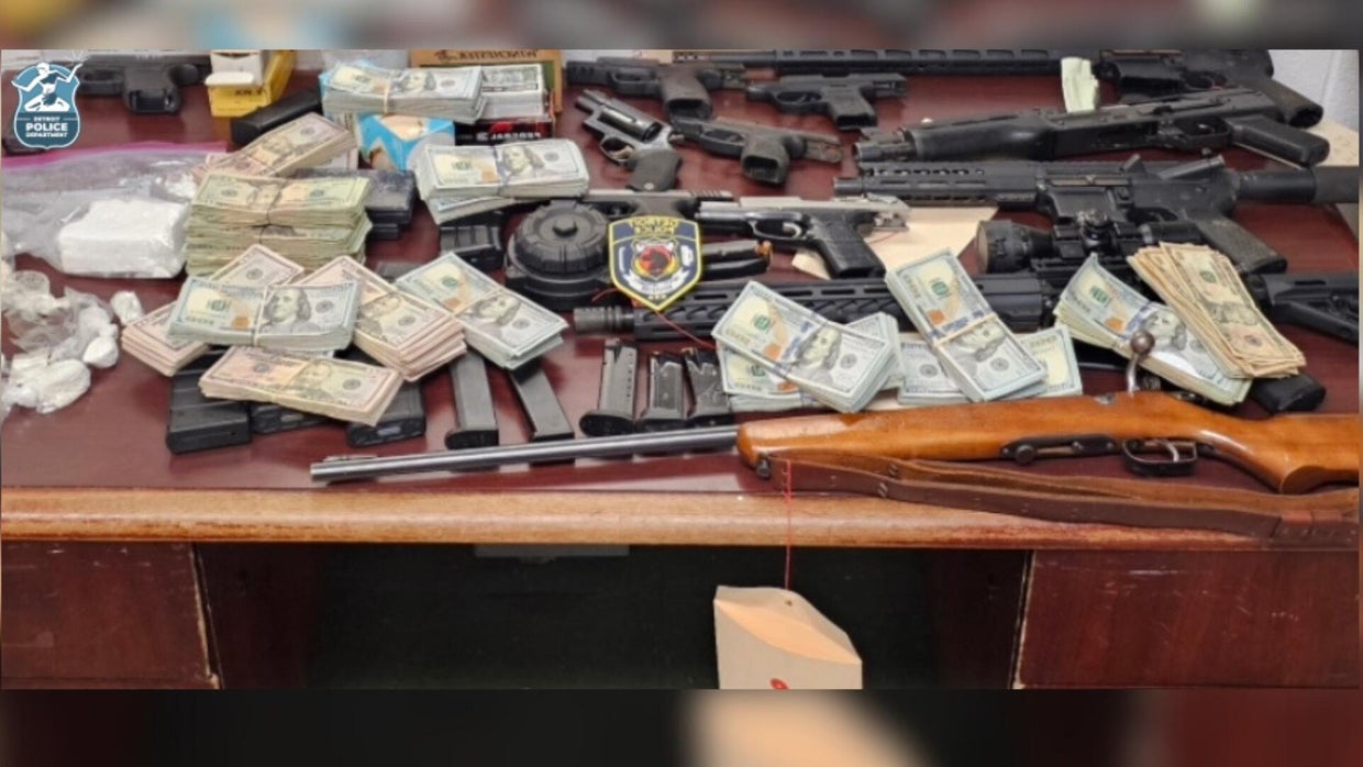 Detroit police seize over $40,000 worth of cocaine and guns during drug ...