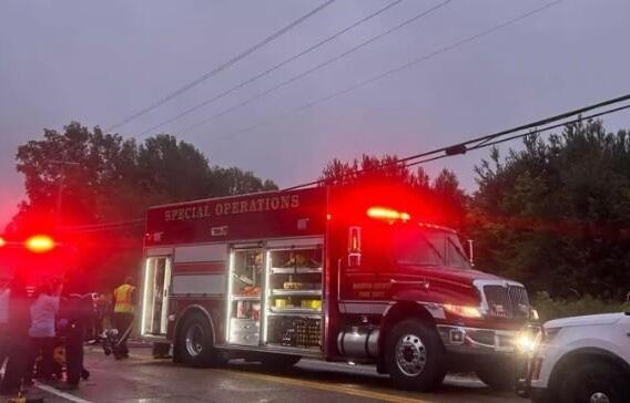 madison-county-tenn-fire-dept-at-greyhound-crash-site-near-jackson-tenn-on-memorial-day-052525.jpg 
