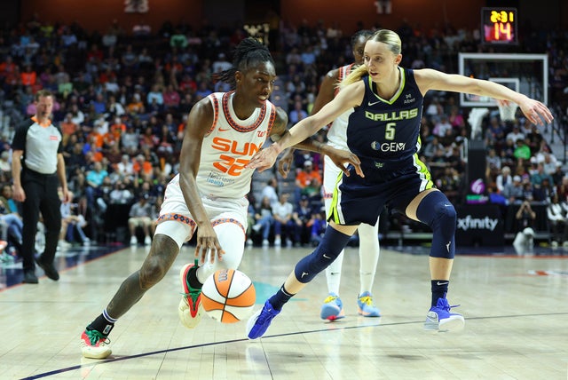 WNBA: MAY 27 Dallas Wings at Connecticut Sun 