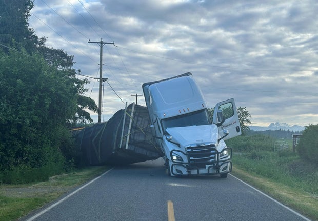 truck.jpg 