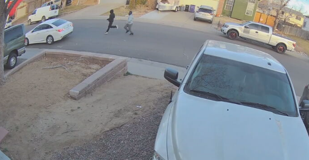 postal-carrier-robberies-1-ring-video-provided-by-usps.png 
