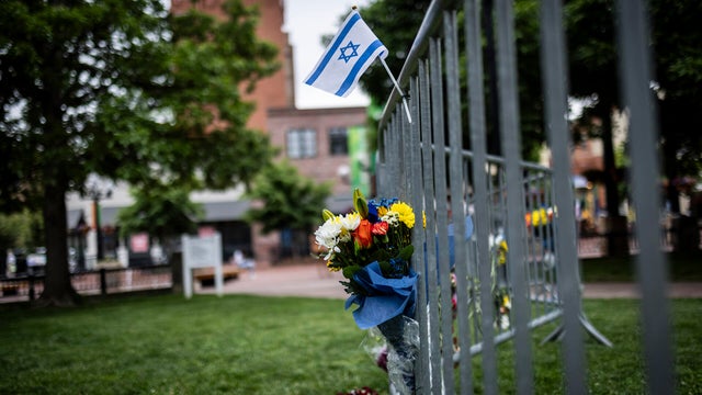 Attack At Vigil For Jewish Hostages 