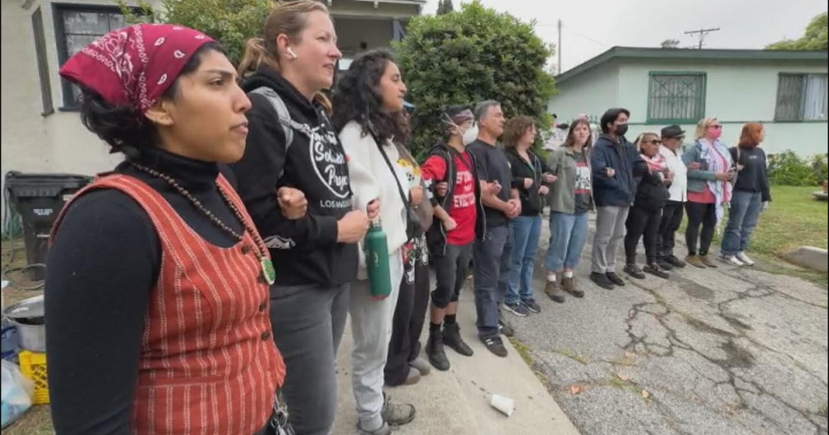 Protesters stop eviction at Caltrans-owned home in El Sereno 