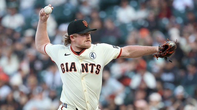giants-padres-2218348979.jpg 