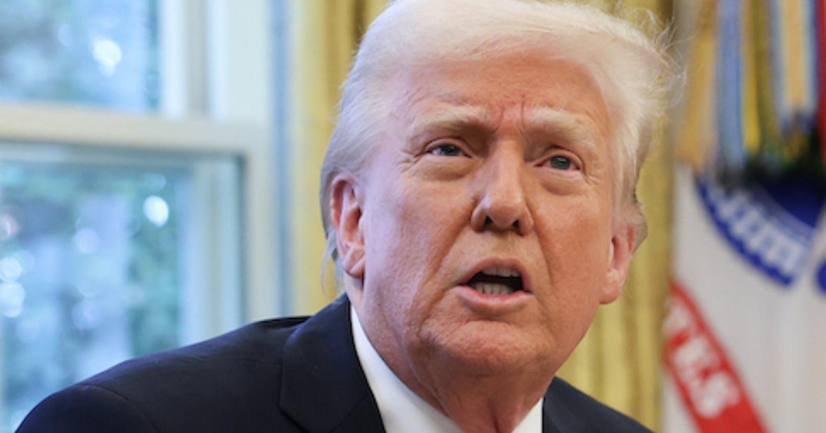 Trump signs ban on entry from 12 countries, restrictions on 7 more