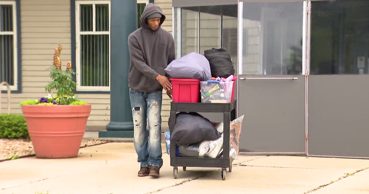 Chicago trade school students blindsided as federal Job Corps cuts shut school down 
