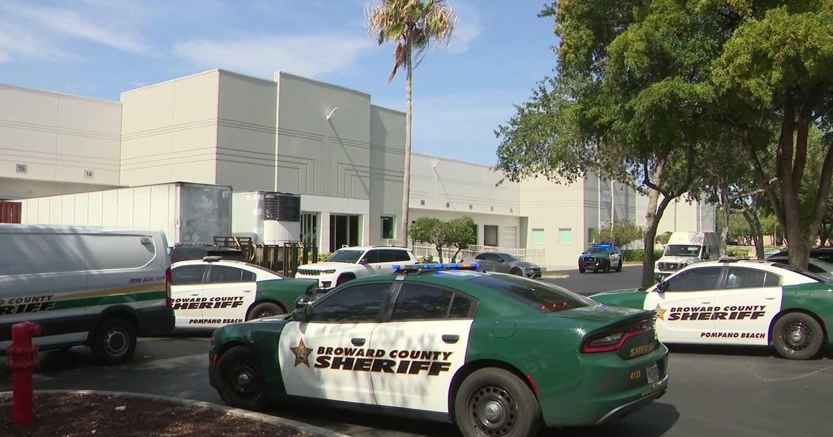 Pompano Beach considers breaking away from BSO to form own police department Pompano Beach considers breaking away from BSO to form own police department