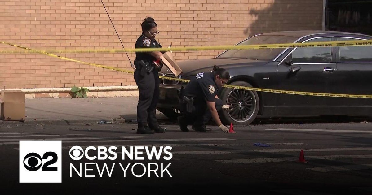 2 teens injured in Bronx shooting - CBS New York