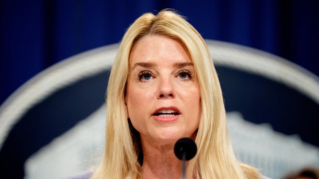                        Bondi dismisses charges against doctor accused of faking vaccination records                   