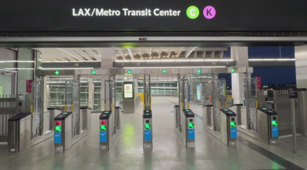 lax-metro-station.png 
