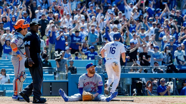 Dodgers vs Mets in Los Angeles, CA 