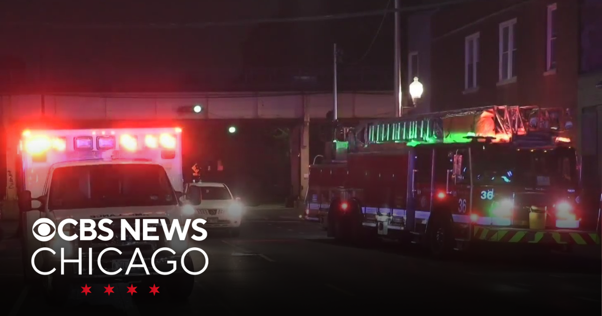 2 men found shot in Garfield Park, police say - CBS Chicago