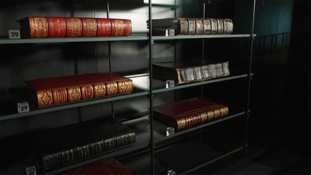 shakespeare-first-folios-at-the-folger-shakespeare-library.jpg 
