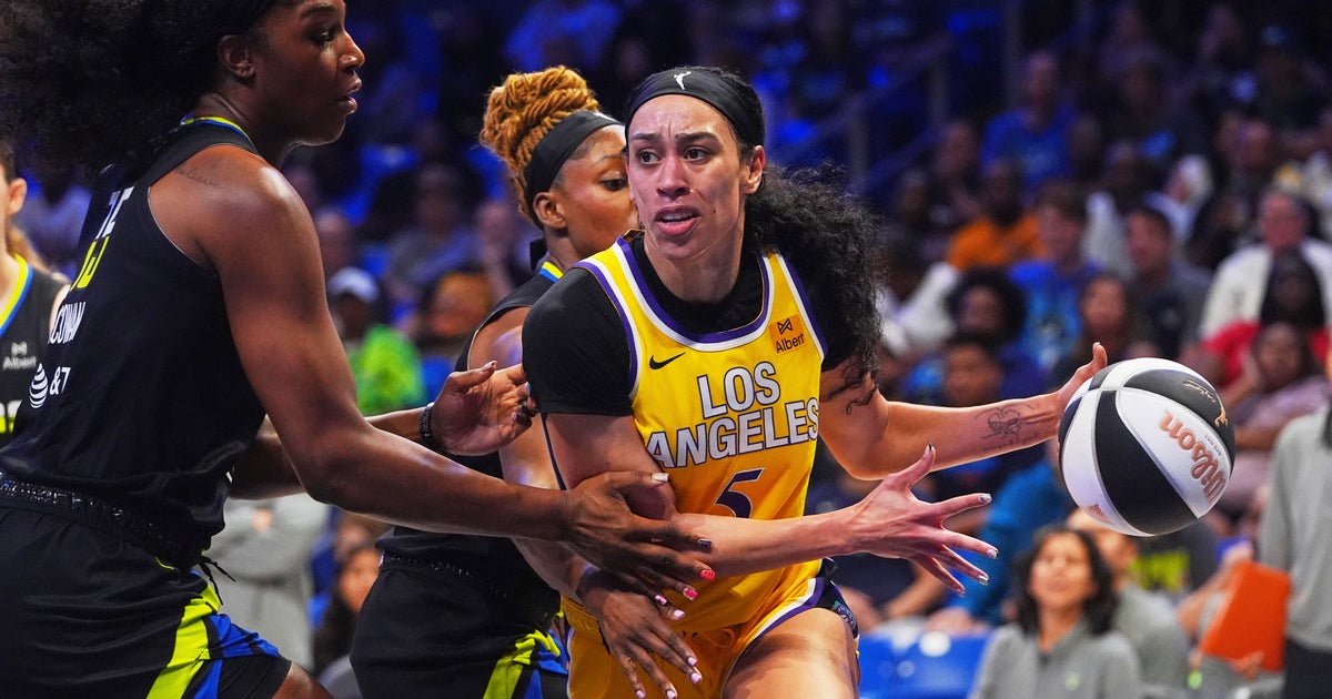 Dallas on a 4-game losing streak after being defeated by the Sparks, 93-79 