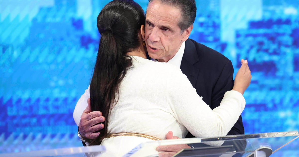 Ramos endorses Cuomo in NYC mayor's race. Here's what analysts say. 