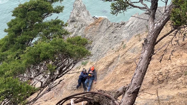 San Francisco Rescue Deadman's Mile Rock Beach 