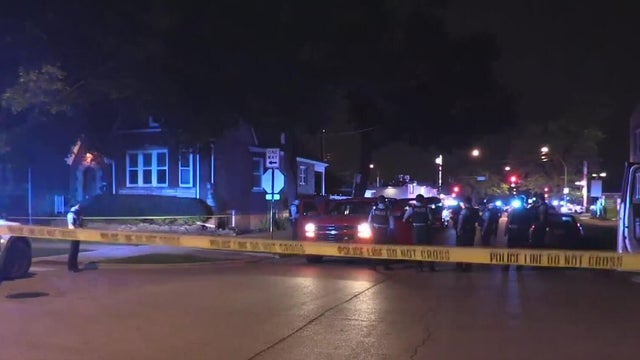 CPD officer hit by truck on NW Side 