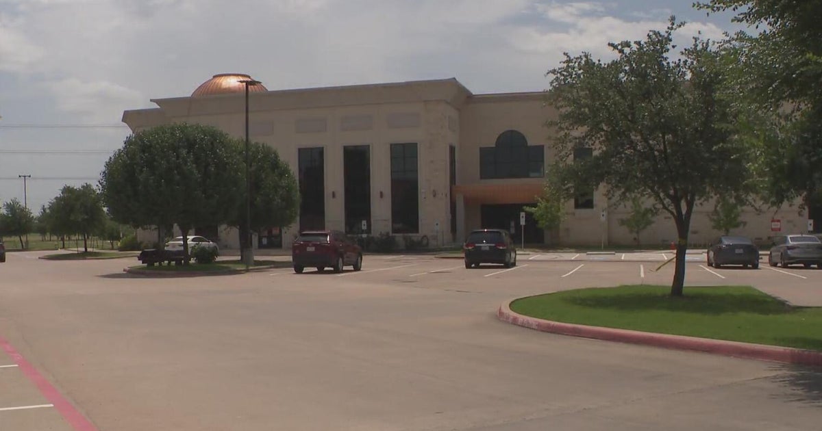 Frisco police investigate stabbing at Islamic Center; suspect in custody 