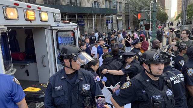 Dozens arrested as police disperse immigration protest at ICE building in New York 