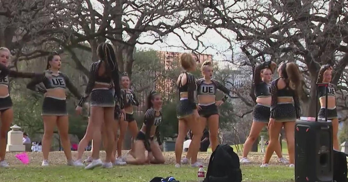 Families file lawsuit after cheer competition panic in Dallas: "We're in therapy once a week at this point" 