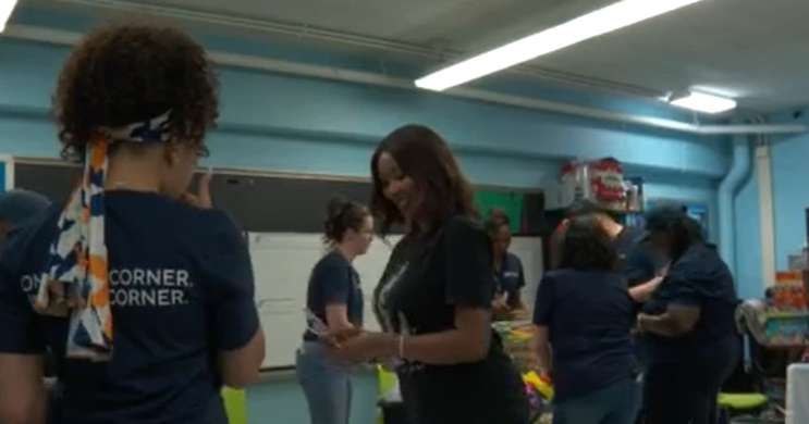 WJZ staff takes part in Volunteer Day in South Baltimore community 