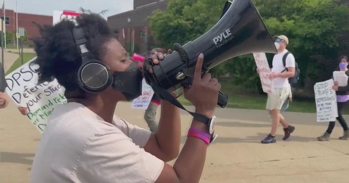 Protesters gather as Detroit high school student faces deportation 