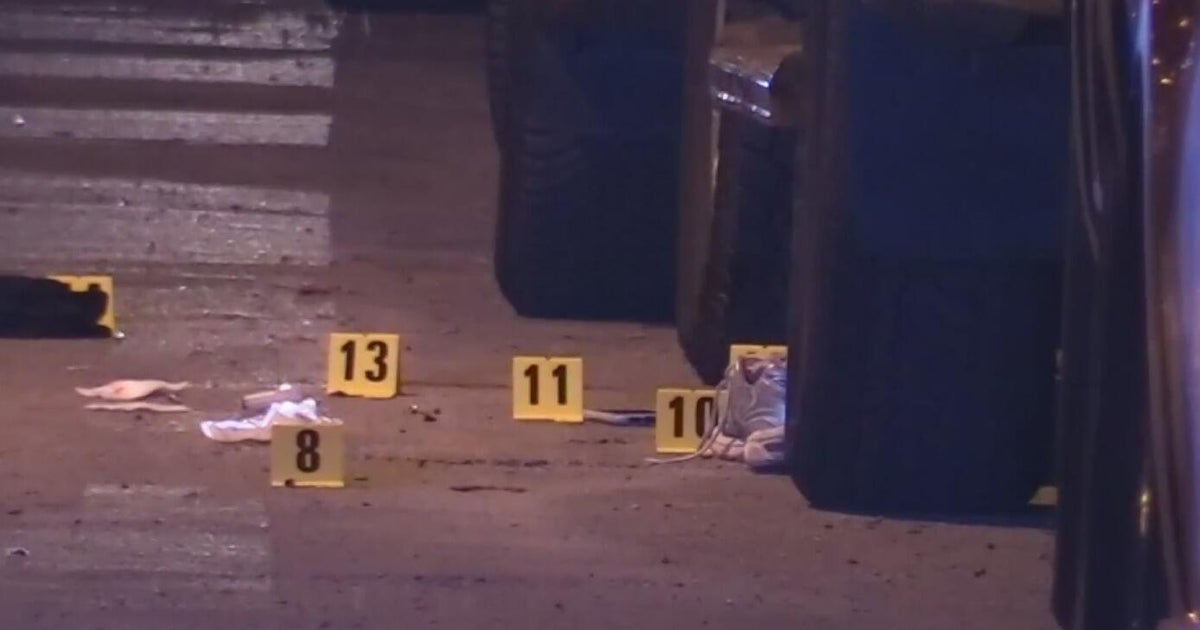 Man shoots, kills armed robbery suspect on Chicago's Northwest Side 