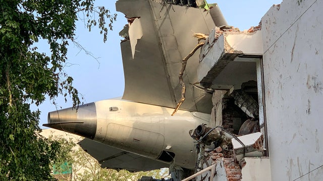 INDIA-AVIATION-CRASH 