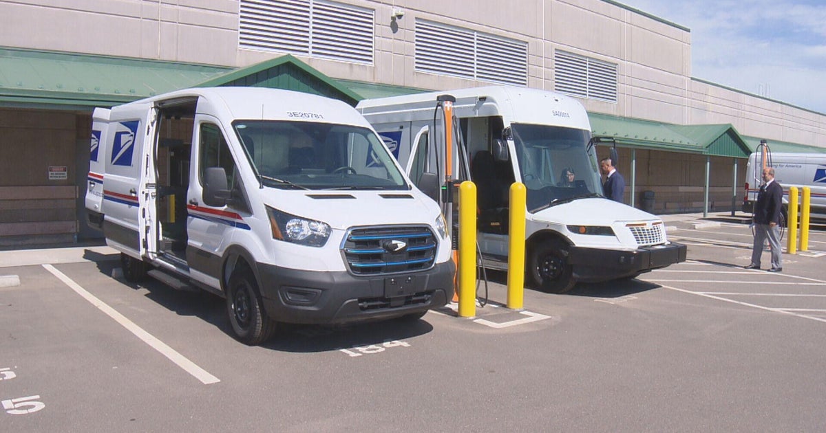Golden post office shows off upgrades to sorting system, delivery vehicles 