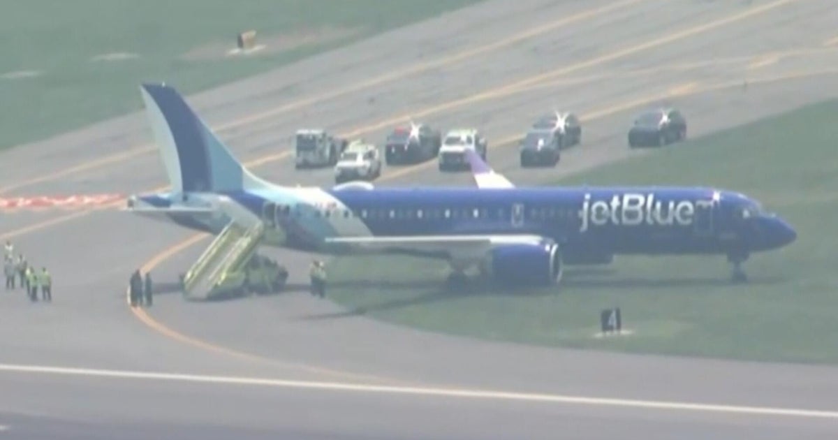 JetBlue flight rolls off runway in Boston