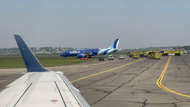 jetblue-flight-runway.jpg